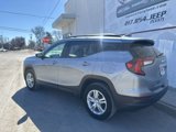 Used 2023 GMC Terrain SLE w/ Driver Convenience Package image 6