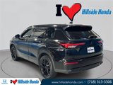 Used 2023 Mitsubishi Outlander SE Black Edition image 5