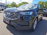 Certified 2020 Ford Edge SE image 4