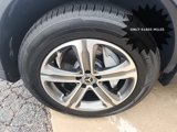 Used 2019 Mercedes-Benz GLC 300 image 2
