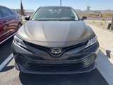 Used 2018 Toyota Camry LE image 2