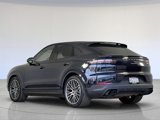 Certified 2023 Porsche Cayenne Platinum Edition image 3