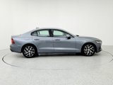 Used 2020 Volvo S60 T6 Momentum image 4
