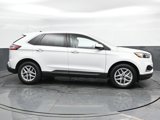 Used 2023 Ford Edge SEL image 3