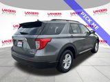 Certified 2022 Ford Explorer XLT image 3