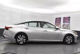 Used 2023 Nissan Altima 2.5 S image 4