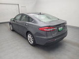 Used 2020 Ford Fusion SE image 5