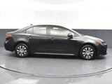 Used 2021 Toyota Corolla LE image 4