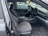Used 2023 Toyota Highlander L image 4