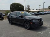 Used 2024 Volkswagen Tiguan SE image 2