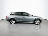 Used 2016 Audi A4 Premium Plus w/ Technology Package image 4