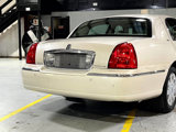 Used 2003 Lincoln Town Car Cartier image 6
