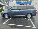 Used 2015 Toyota Sienna image 3