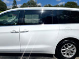 Used 2020 Chrysler Voyager LX image 4