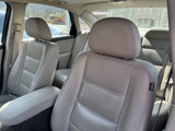 Used 2009 Ford Taurus SEL image 5