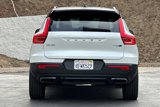 Used 2019 Volvo XC40 T5 R-Design image 5