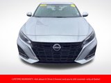 Used 2023 Nissan Altima 2.5 SV image 2