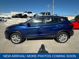 Used 2019 Nissan Rogue Sport SV image 2