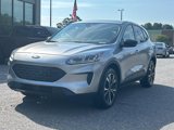 Used 2021 Ford Escape SE w/ SE Sport Appearance Package image 3