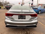 Used 2022 Kia Forte LXS image 4