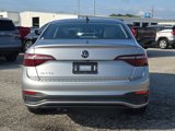 Used 2024 Volkswagen Jetta SE image 4