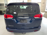 Used 2017 Chrysler Pacifica Touring image 6