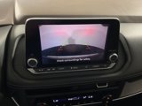 Used 2023 Nissan Rogue SV image 2