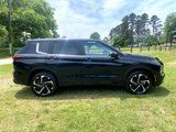 Used 2022 Mitsubishi Outlander SE image 3