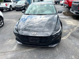 Used 2021 Hyundai Elantra SE image 2