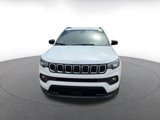 Used 2023 Jeep Compass Latitude image 4