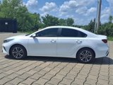 Used 2023 Kia Forte LXS image 2