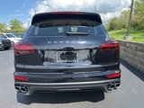 Used 2017 Porsche Cayenne Turbo image 4