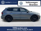 Used 2022 Volkswagen Tiguan SE R-Line image 3