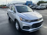 Used 2020 Chevrolet Trax LT w/ LT Convenience Package image 2