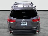 Used 2019 Toyota Highlander AWD V6 image 3