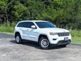 Used 2019 Jeep Grand Cherokee Laredo image 2