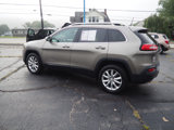 Used 2017 Jeep Cherokee Limited image 5