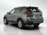 Used 2018 Nissan Rogue SV image 3