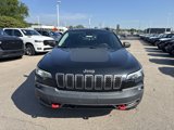 Used 2019 Jeep Cherokee Trailhawk image 3