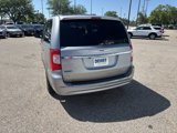Used 2016 Chrysler Town & Country Touring image 4