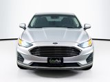 Used 2019 Ford Fusion SE image 2