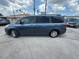 Used 2015 Toyota Sienna XLE image 3
