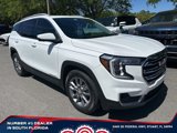 Used 2022 GMC Terrain SLT w/ Tech Package image 2