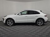 Used 2025 Porsche Macan image 2