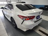 Used 2018 Toyota Camry SE image 5