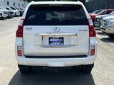 Used 2013 Lexus GX 460 image 4