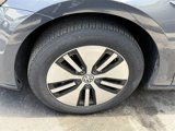 Certified 2019 Volkswagen e-Golf SE w/ Driver Assistance Package image 3