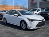 Used 2022 Toyota Corolla LE image 2