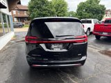 New 2025 Chrysler Pacifica Select image 6