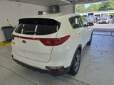 Used 2022 Kia Sportage LX image 5